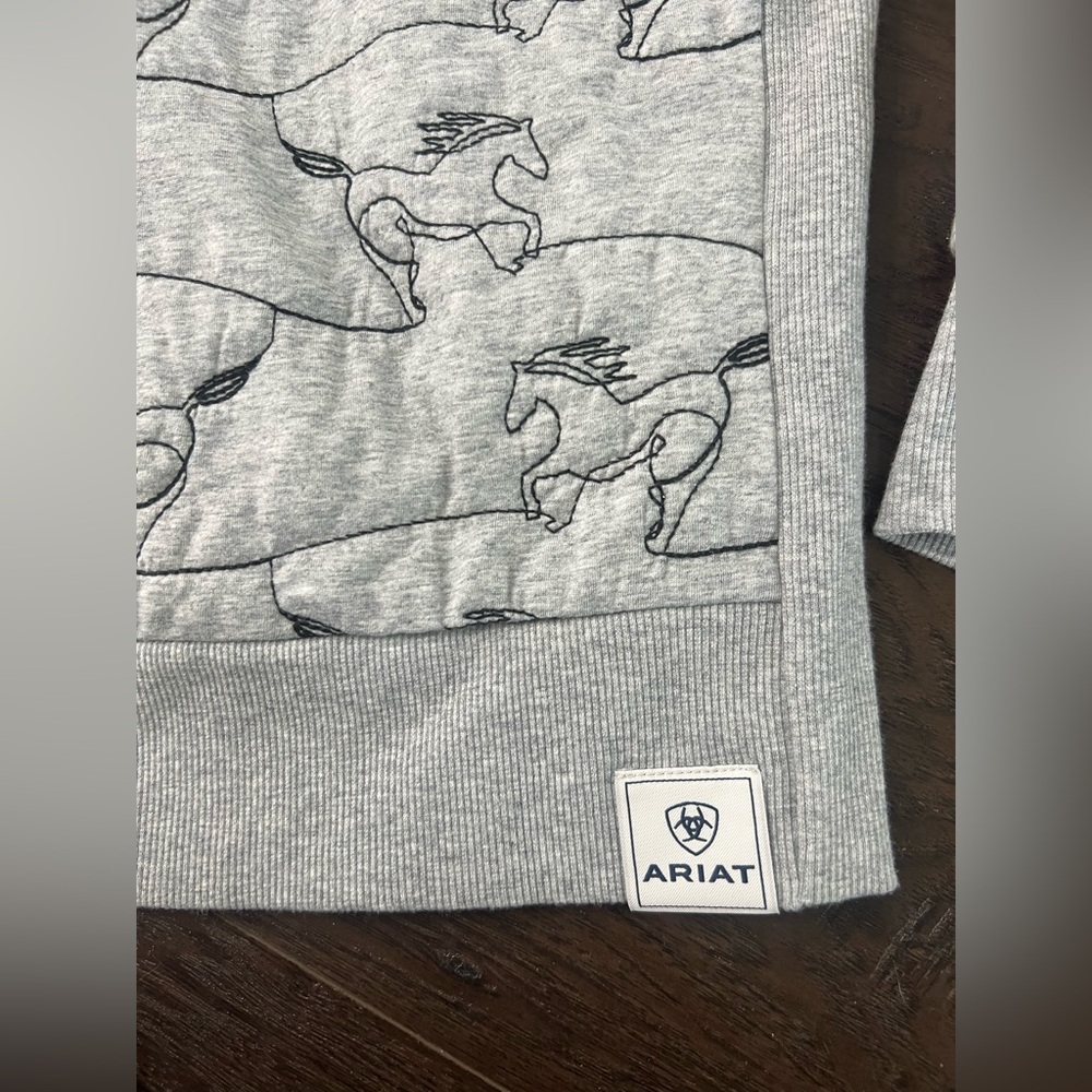 Ariat Light Heather Gray Crewneck Sweatshirt with Horse Outline Print - Picture 6 of 8